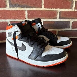 Nike Air Jordan 1 Retro High OG "Electro Orange" sneakers